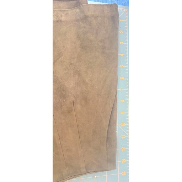 Mustard Seed Womens Brown Faux Suede Pleated Shorts With Zipper Closure - Picture 2 of 13